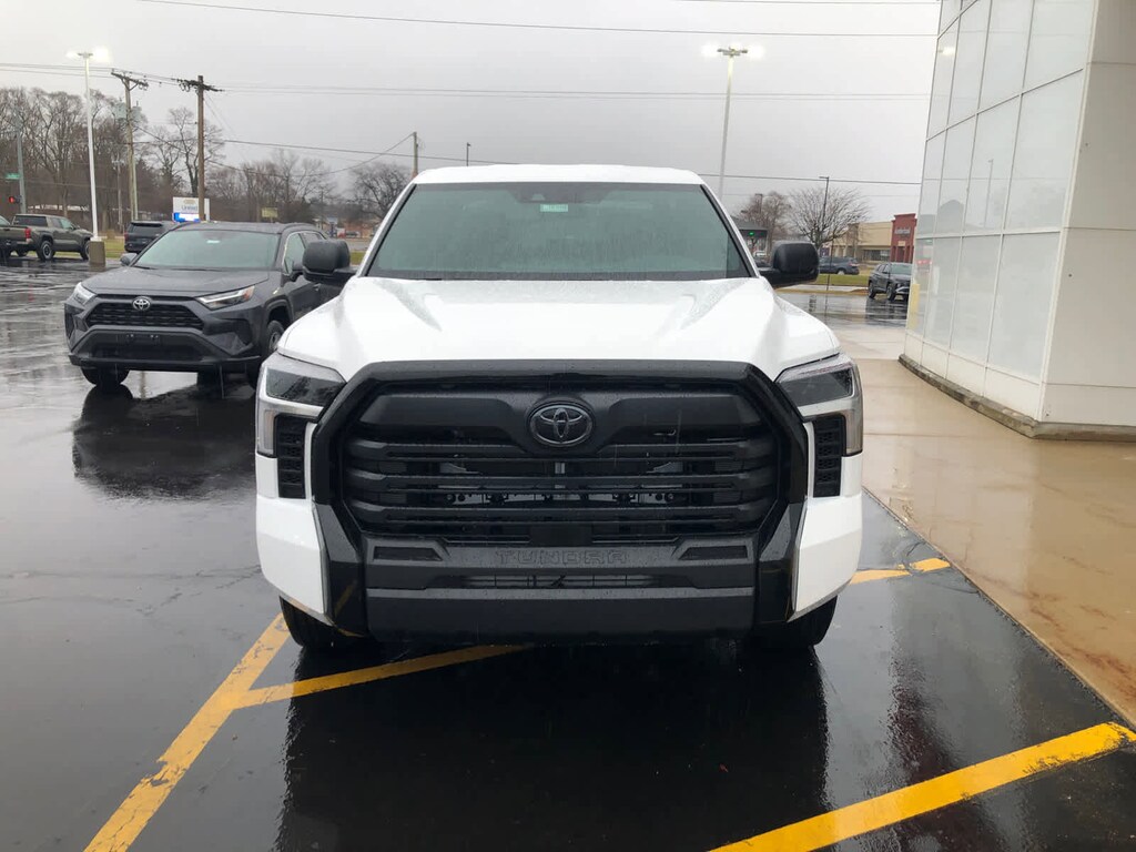 New 2026 Toyota Tundra SR SR CREWMAX 5.5