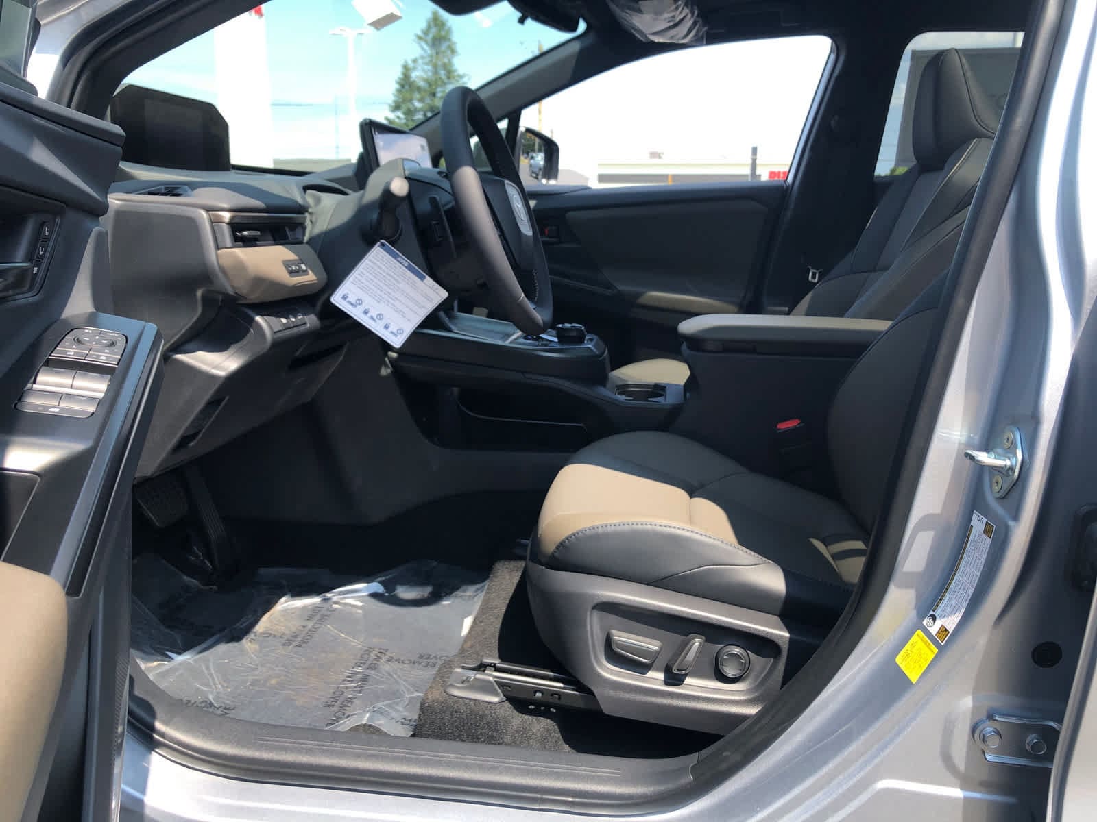 2026 Toyota bZ Woodland Woodland Premium - Photo 25