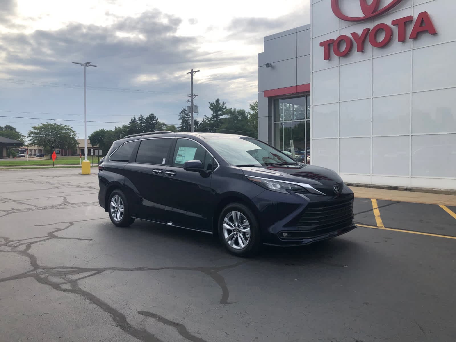 2026 Toyota Sienna XLE