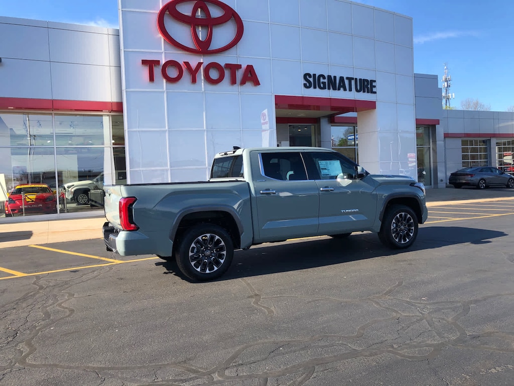 New 2025 Toyota Tundra i-FORCE MAX Limited LIMITED CREWMAX 5.5