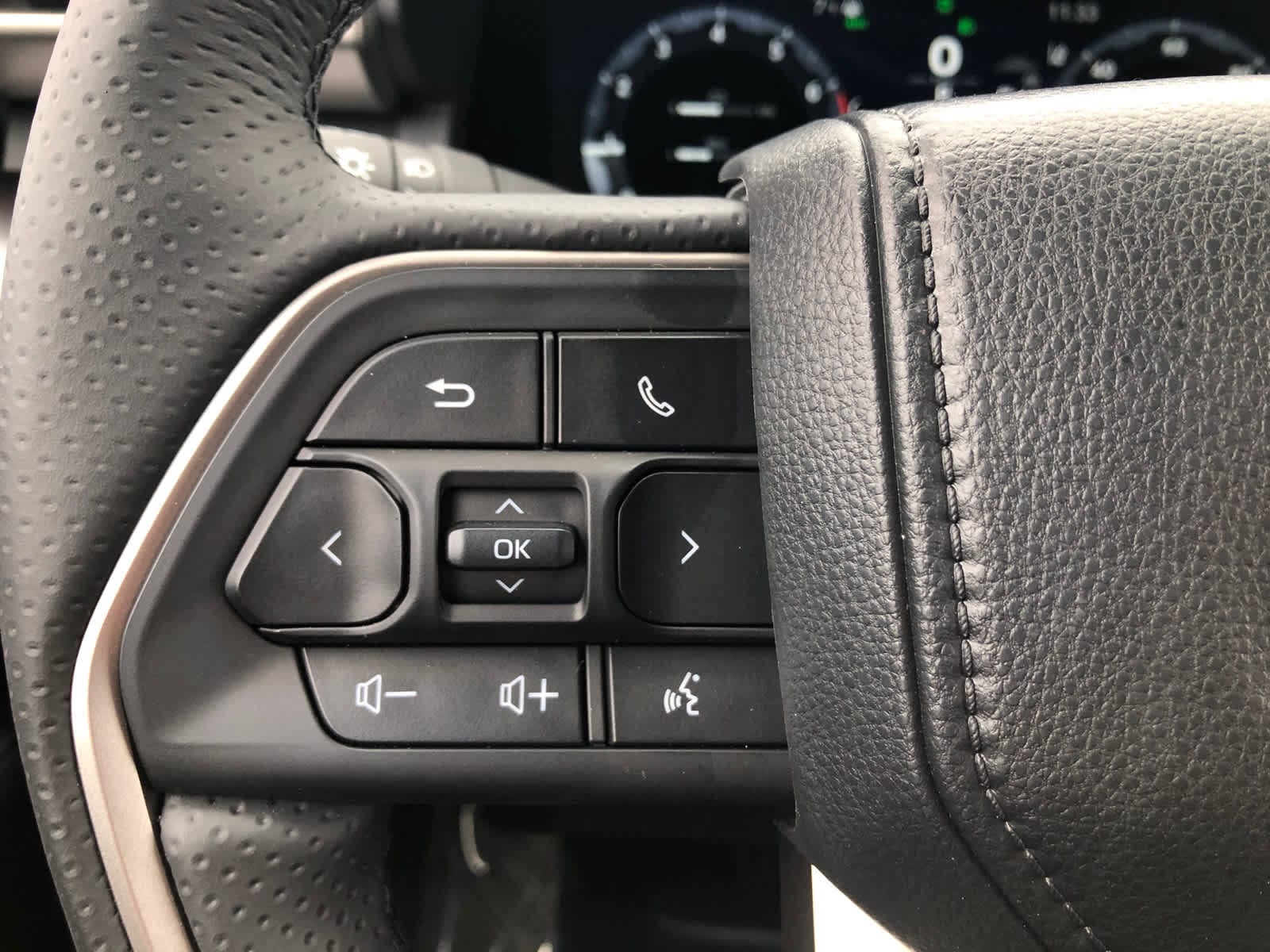 2026 Toyota 4Runner TRD Off-Road - Photo 7