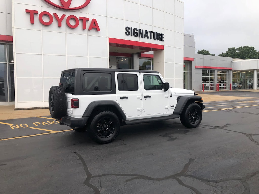 Used 2020 Jeep Wrangler Unlimited Sport Altitude Sport Utility