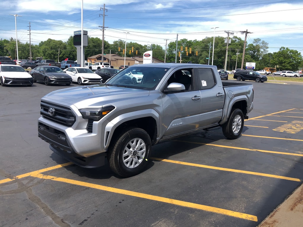 New 2026 Toyota Tacoma SR5 4X4 DOUBLE CAB