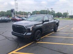 2025 Toyota Tundra SR5 SR5 CREWMAX 5.5