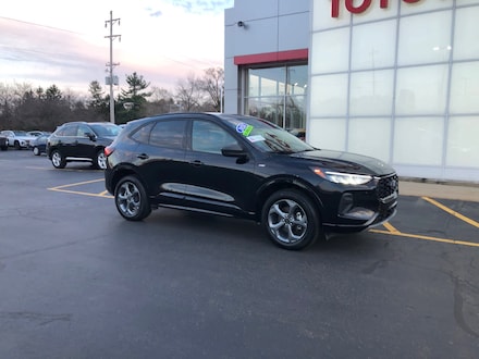 2024 Ford Escape ST-Line Sport Utility