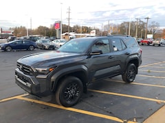 2025 Toyota 4Runner SR5 4WD SR5