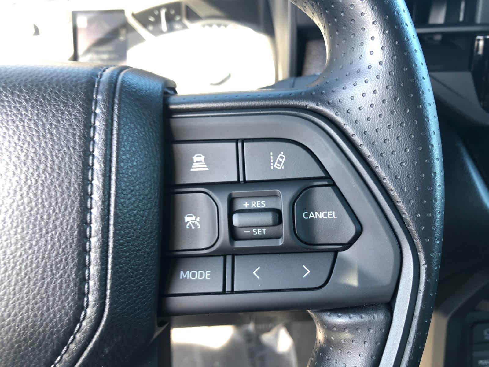 2026 Toyota Tundra SR5 - Photo 8