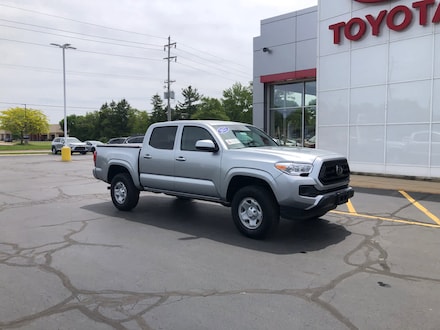 2022 Toyota Tacoma SR Double Cab 5 Bed V6 AT (Natl) Truck