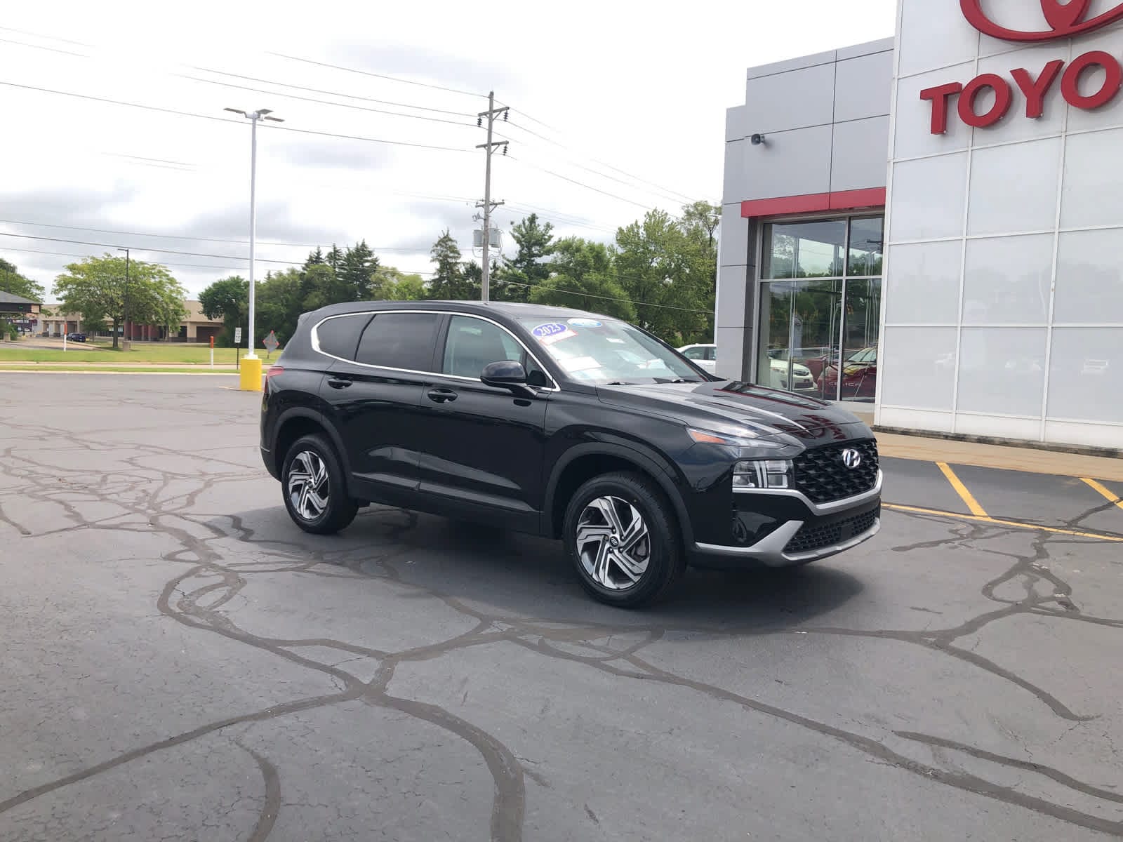 2023 Hyundai Santa Fe SE