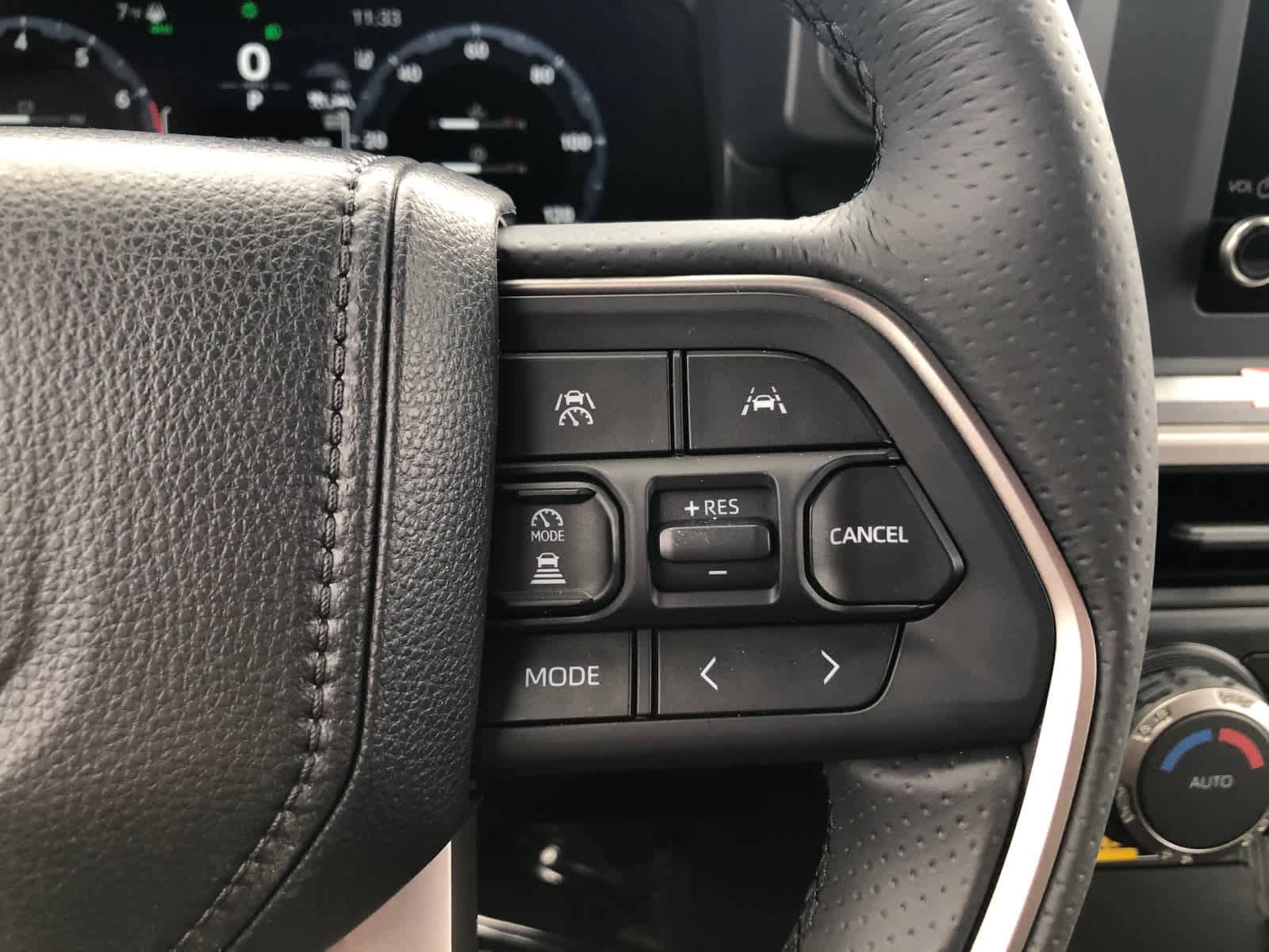 2026 Toyota 4Runner TRD Off-Road - Photo 8