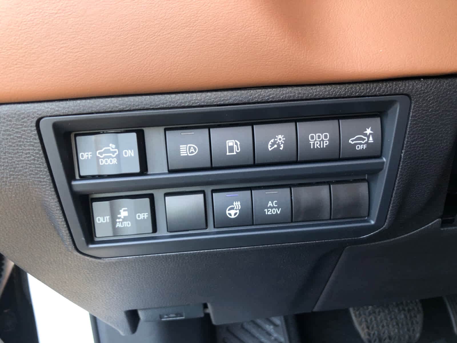 2026 Toyota Tundra 1794 Edition - Photo 10