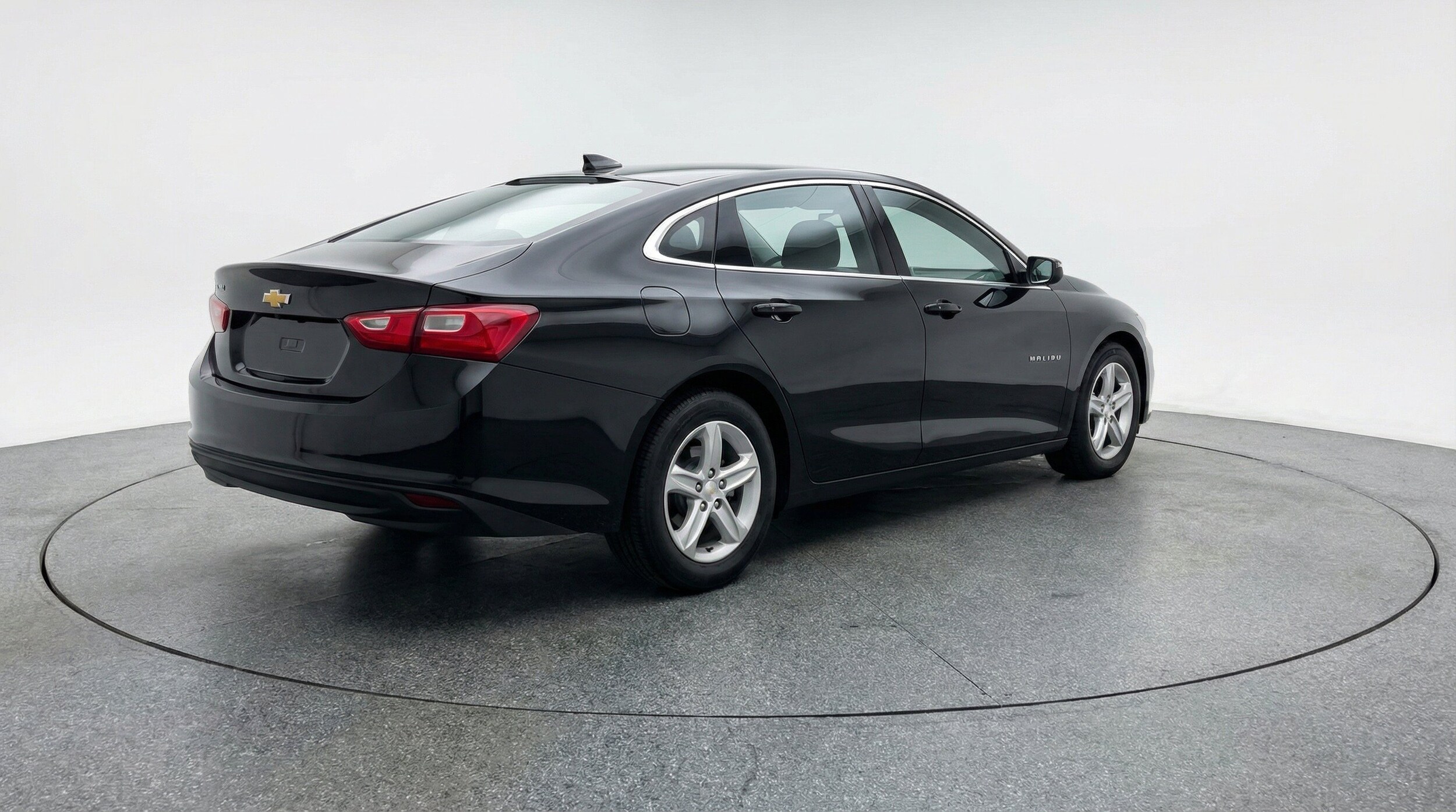 Thumbnail: 2024 Chevrolet Malibu - 9
