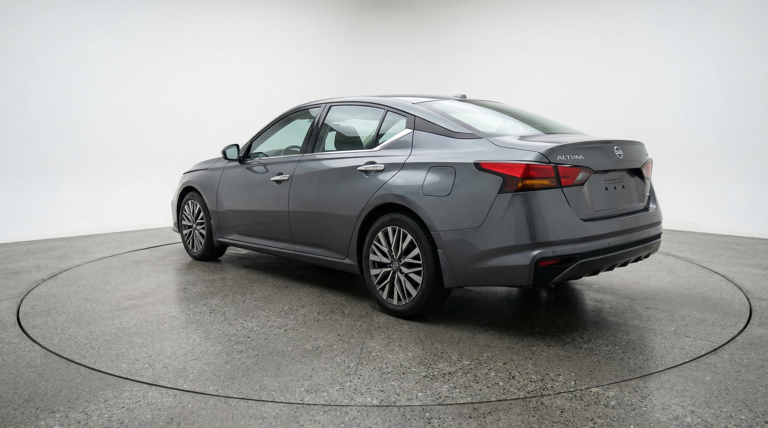 Thumbnail: 2025 Nissan Altima - 5