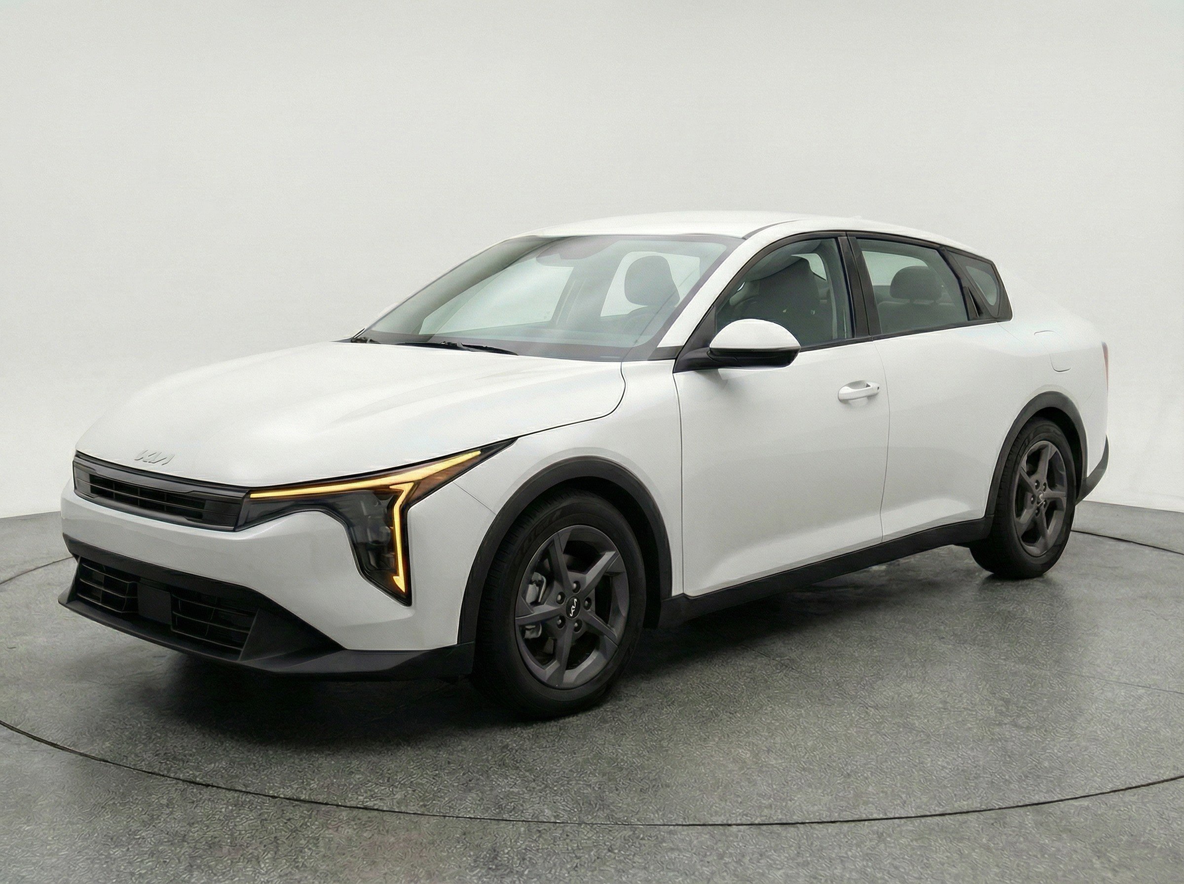 Thumbnail: 2025 Kia K4 - 3