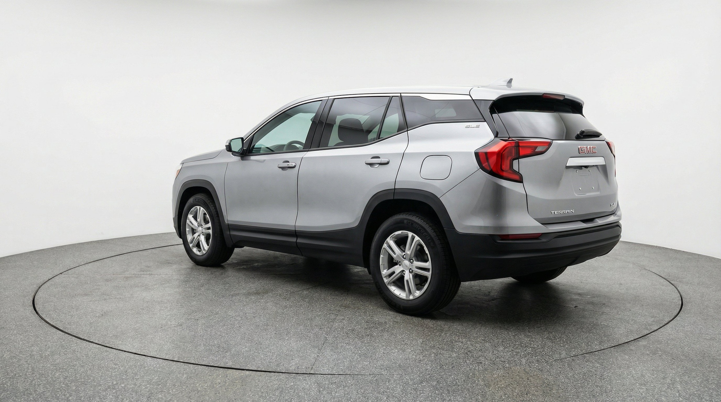 2024 GMC Terrain SLE - Photo 6