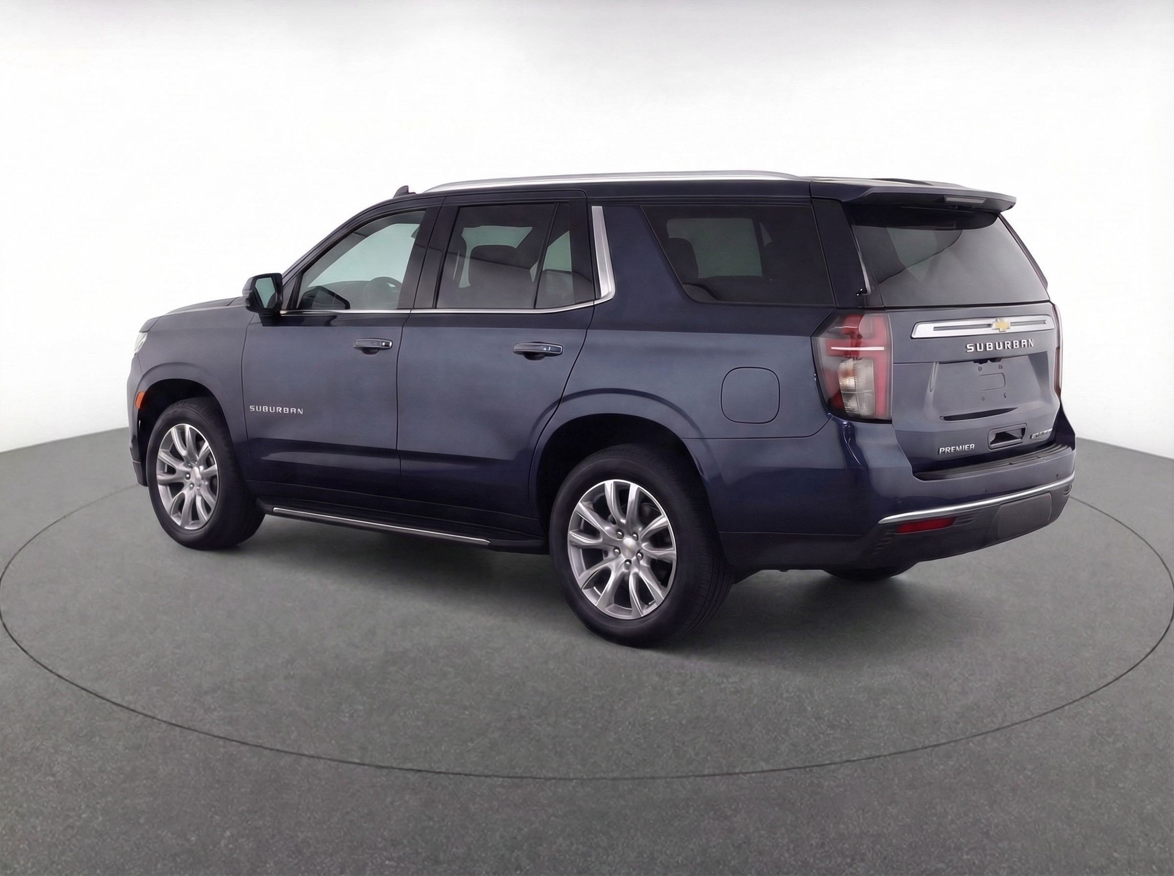 Thumbnail: 2023 Chevrolet Suburban - 6