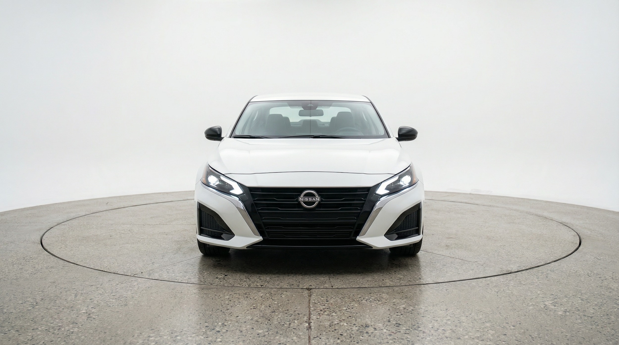 Thumbnail: 2025 Nissan Altima - 2