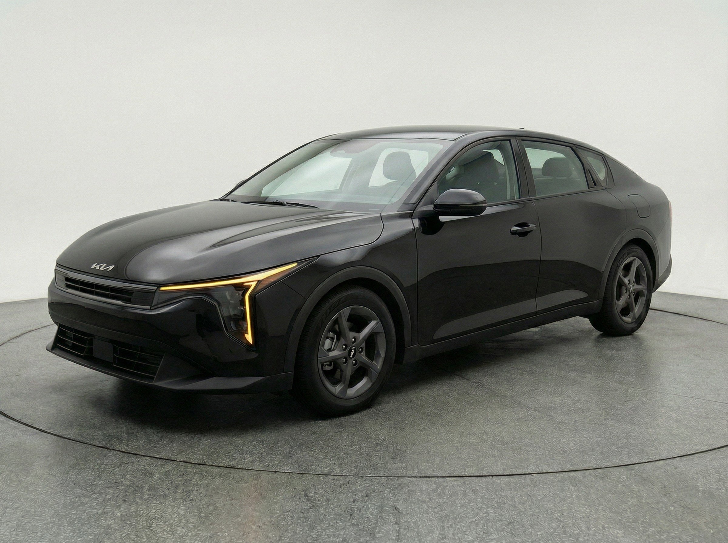 Thumbnail: 2025 Kia K4 - 3