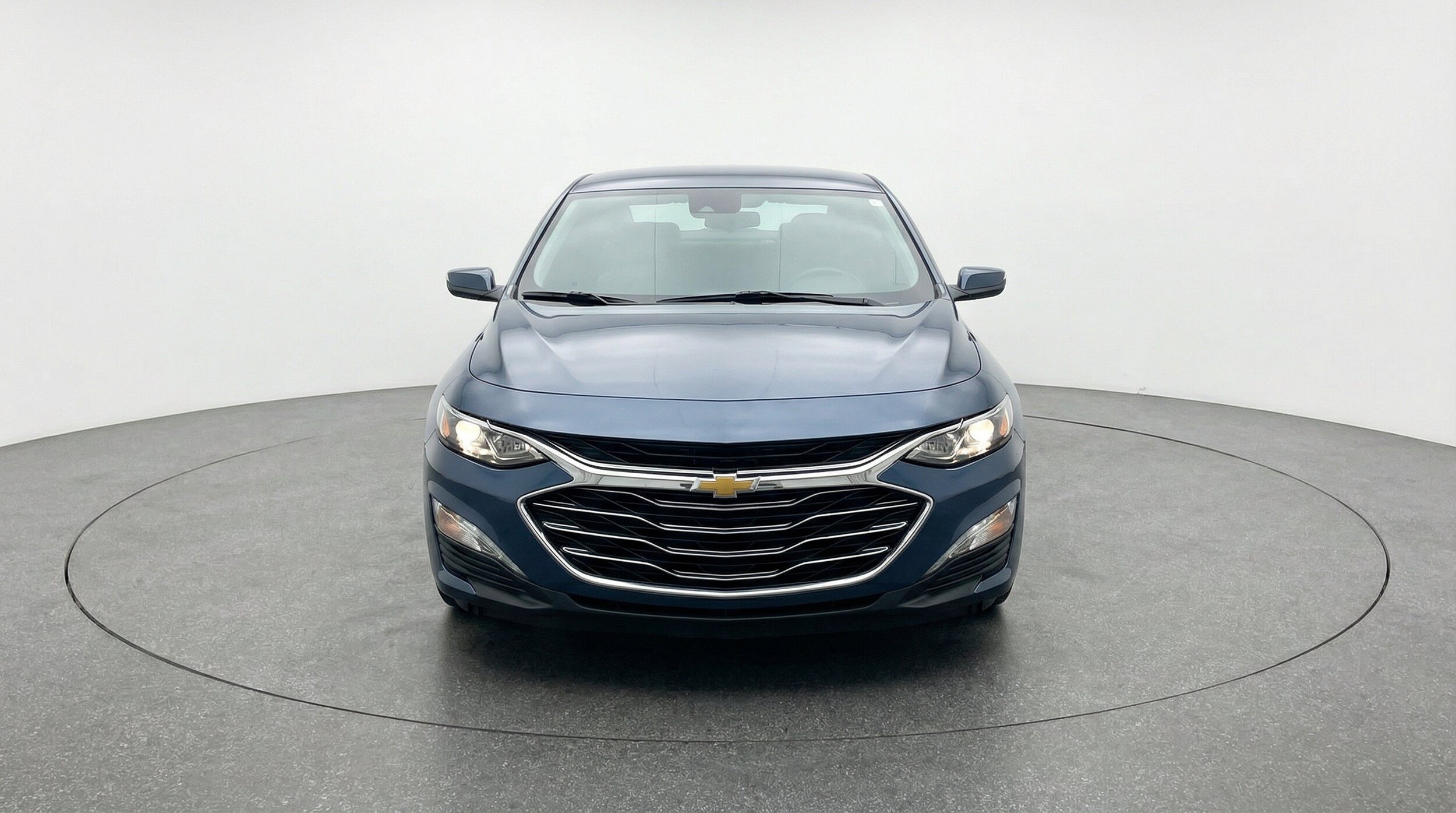 Thumbnail: 2024 Chevrolet Malibu - 2