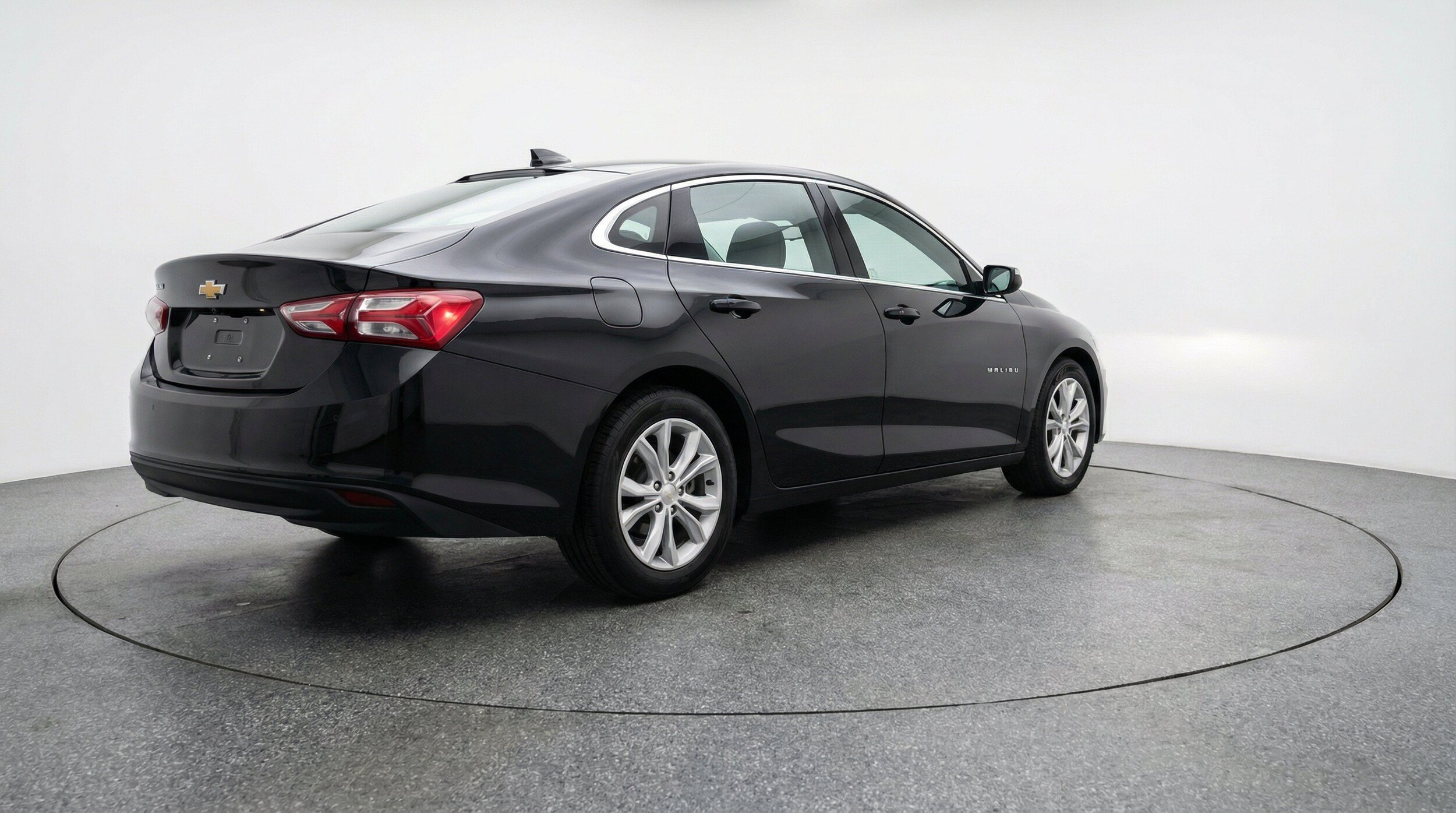 Thumbnail: 2024 Chevrolet Malibu - 9