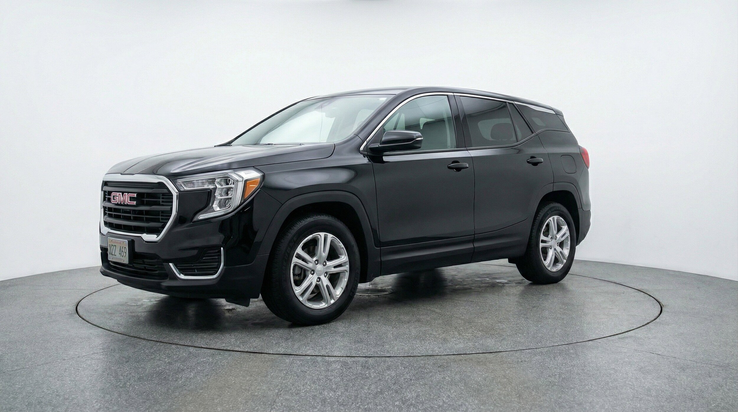 Thumbnail: 2024 GMC Terrain - 3