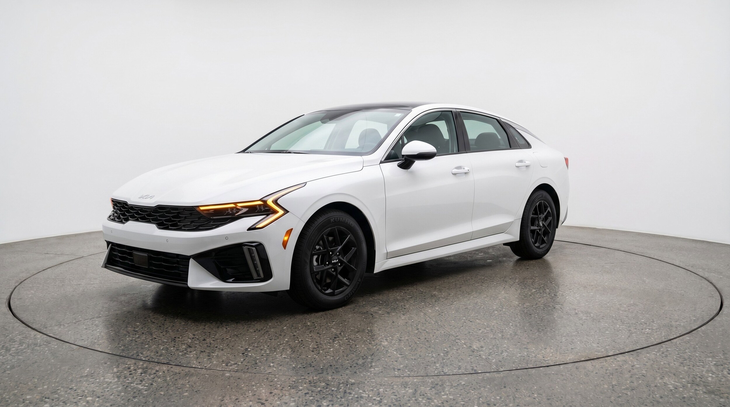 Thumbnail: 2025 Kia K5 - 3