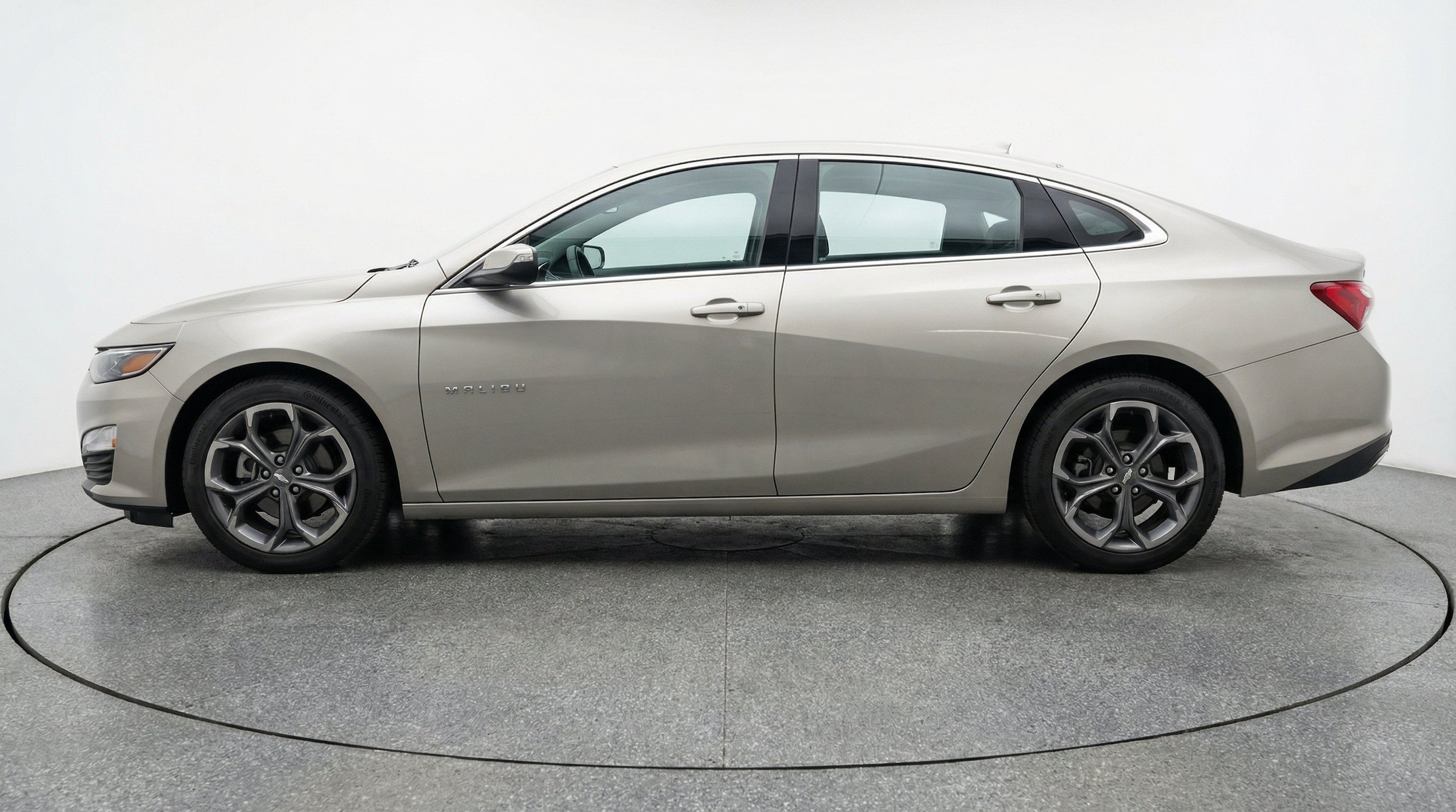 Thumbnail: 2024 Chevrolet Malibu - 5