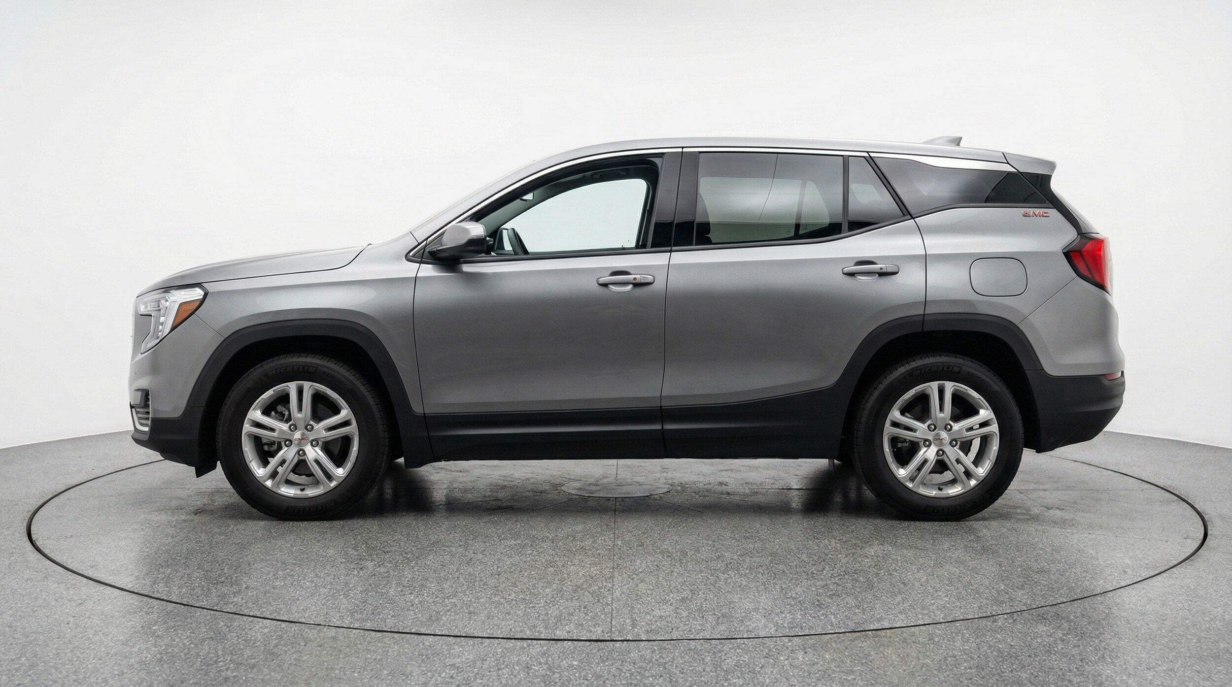 Thumbnail: 2024 GMC Terrain - 4