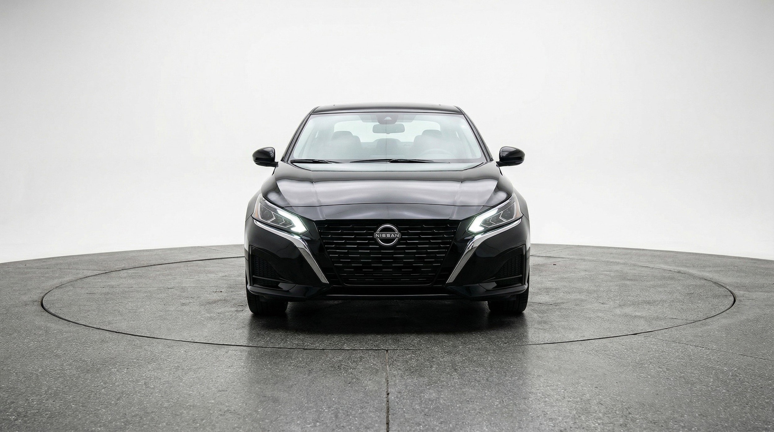 Thumbnail: 2025 Nissan Altima - 2