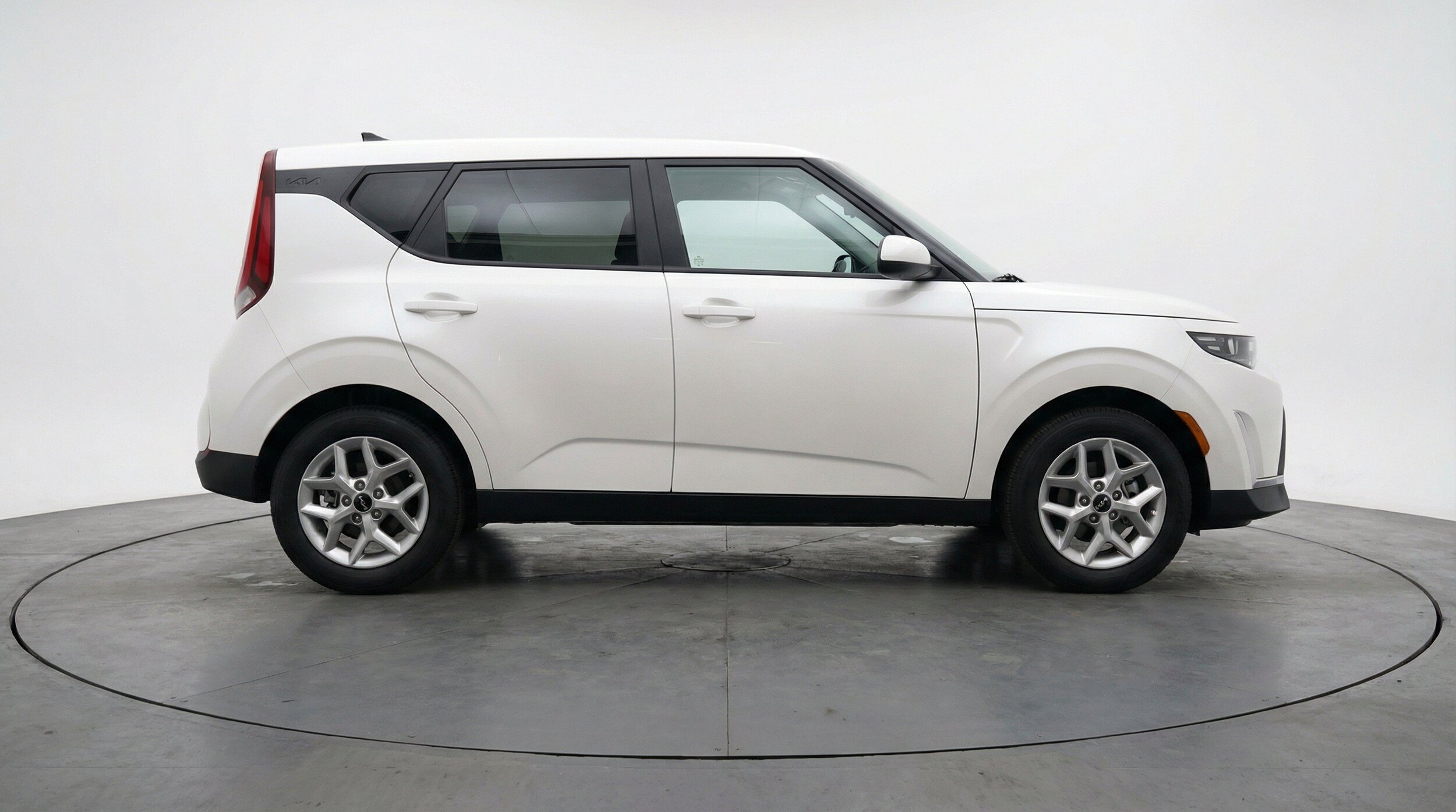 Thumbnail: 2025 Kia Soul - 11