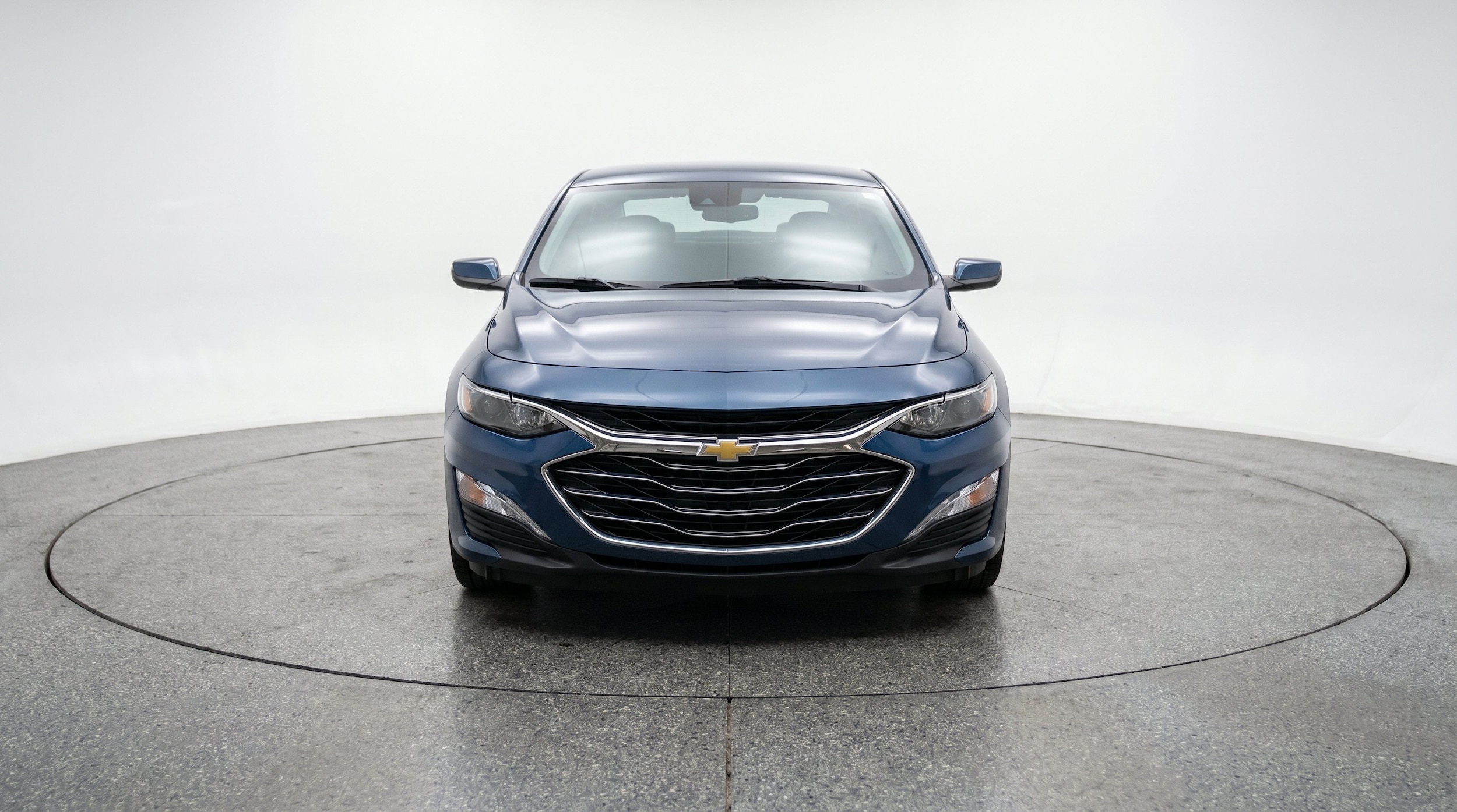 Thumbnail: 2024 Chevrolet Malibu - 2