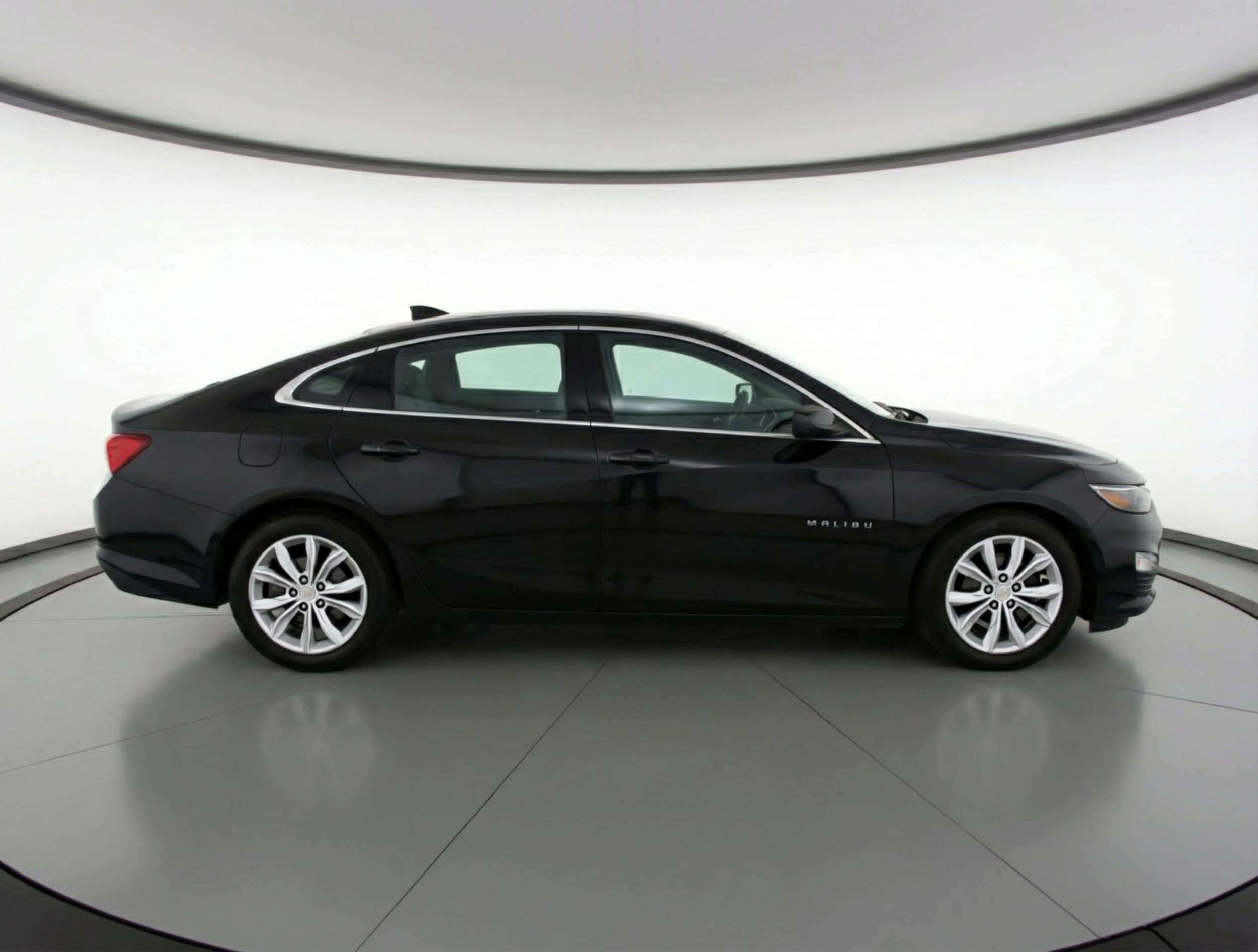 Thumbnail: 2024 Chevrolet Malibu - 11