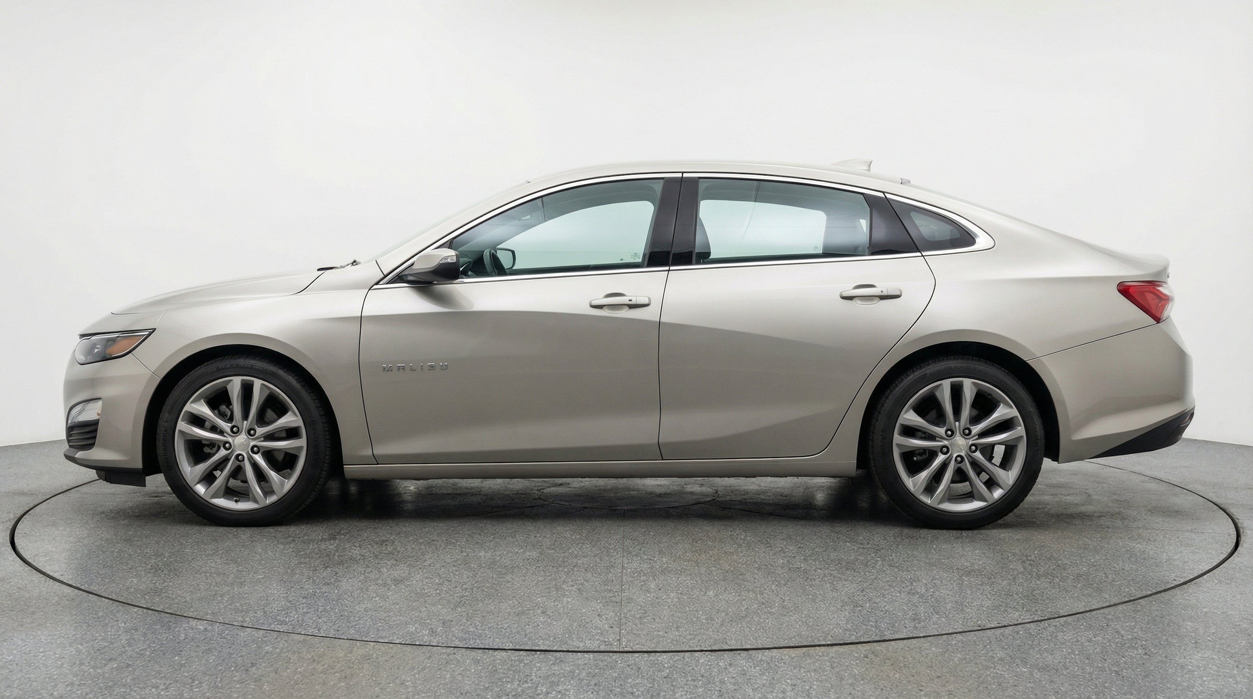 Thumbnail: 2024 Chevrolet Malibu - 5