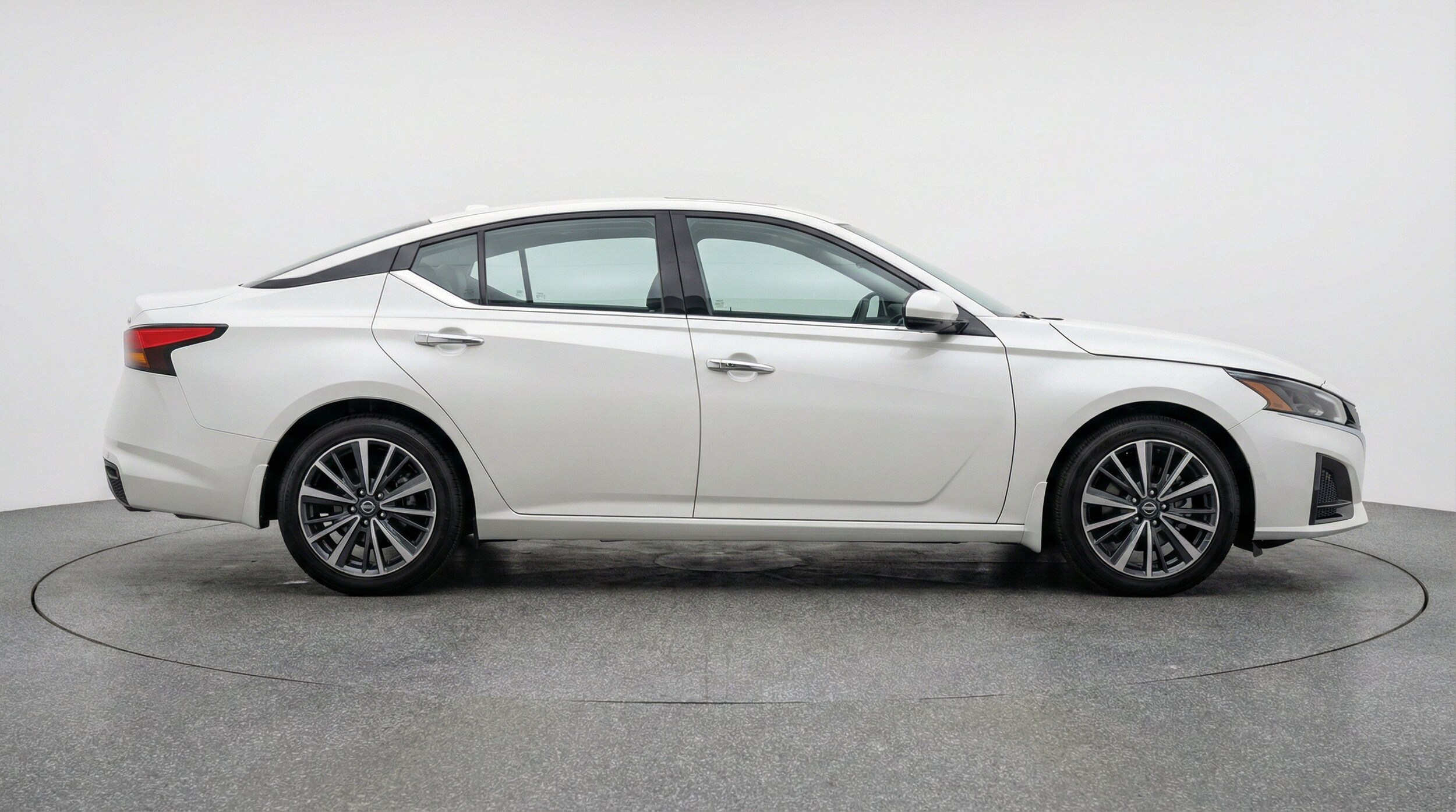 Thumbnail: 2025 Nissan Altima - 11