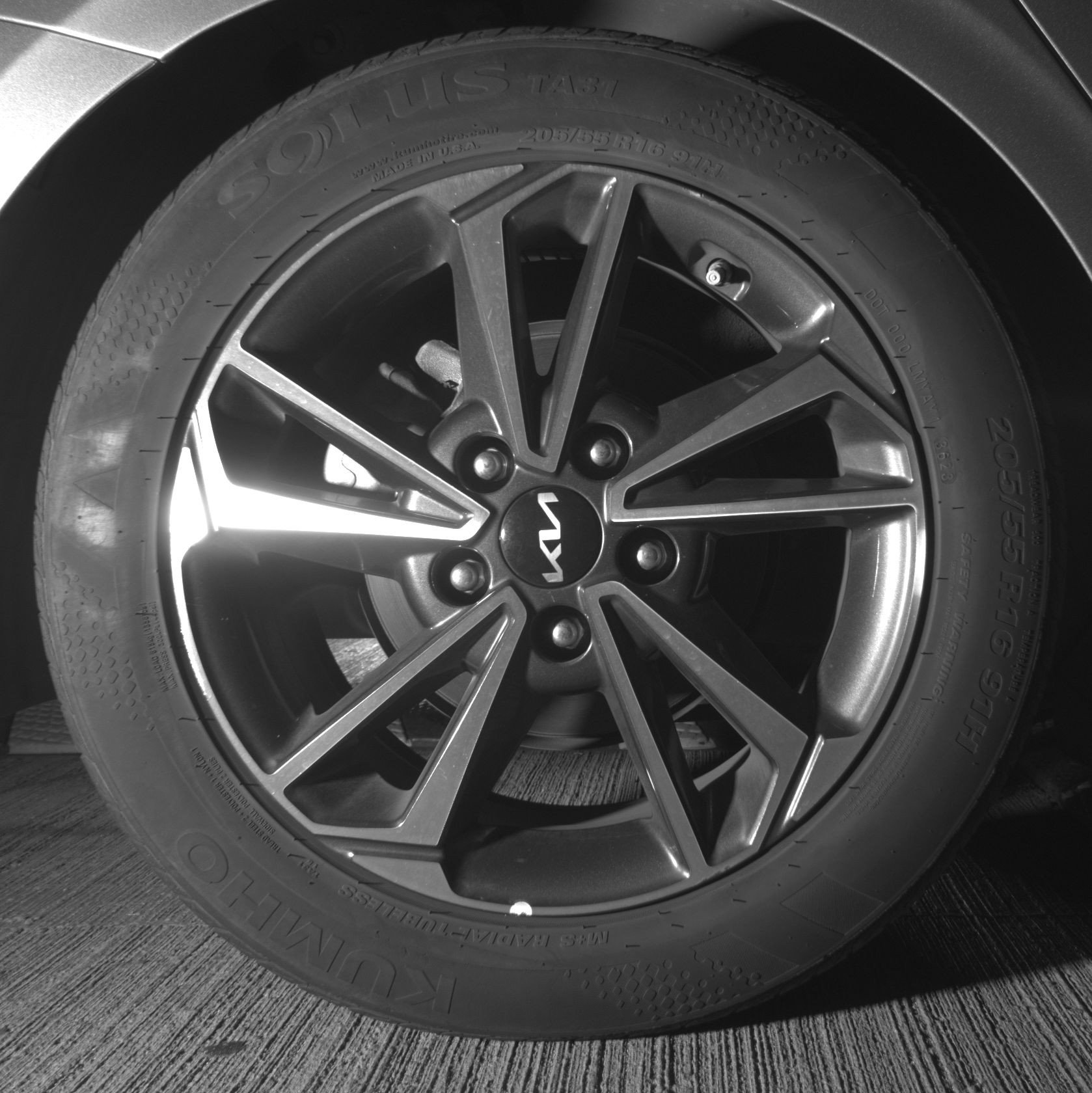 Thumbnail: 2024 Kia Forte - 15