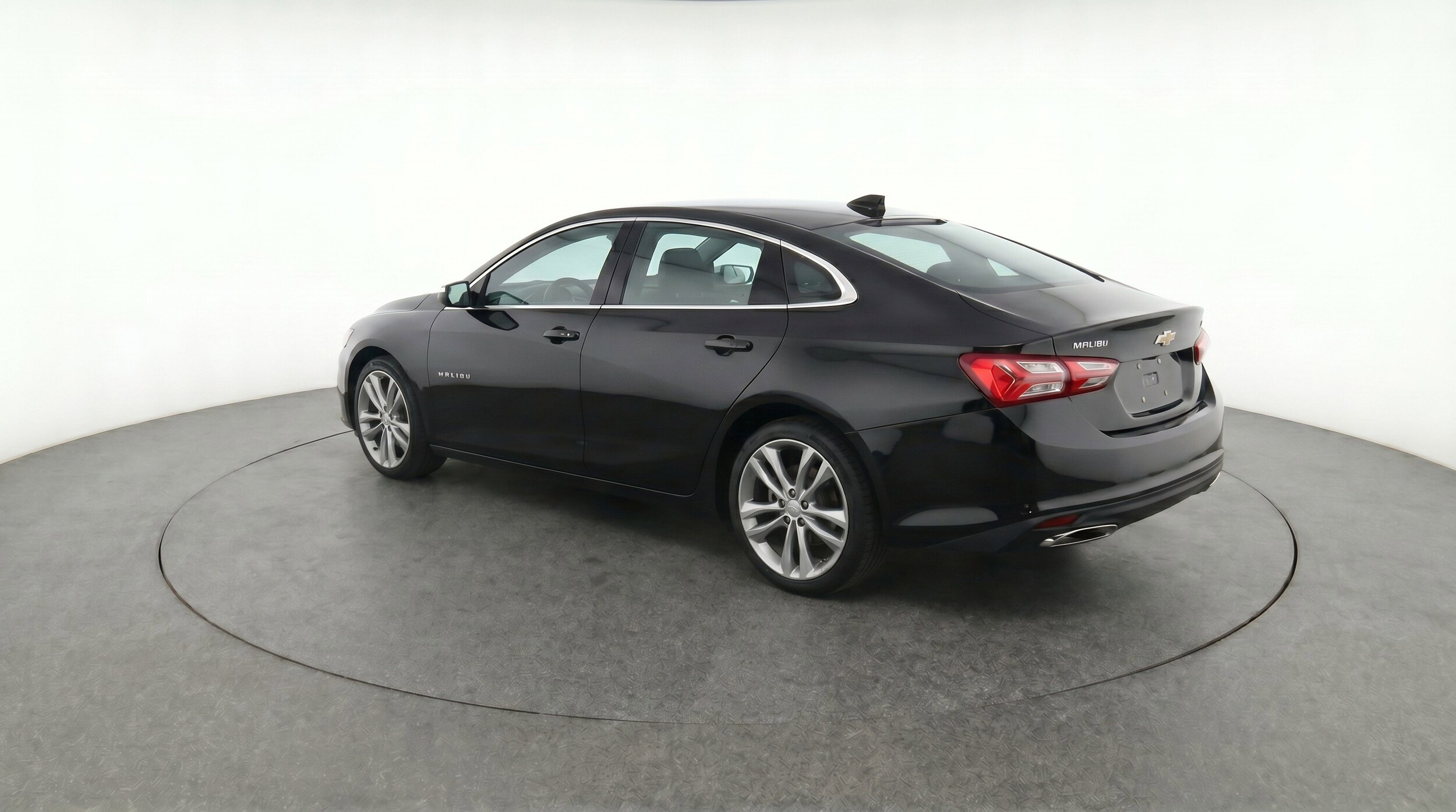 Thumbnail: 2024 Chevrolet Malibu - 6