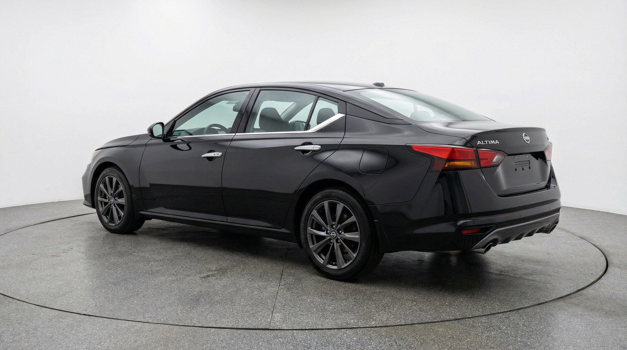 Thumbnail: 2025 Nissan Altima - 6