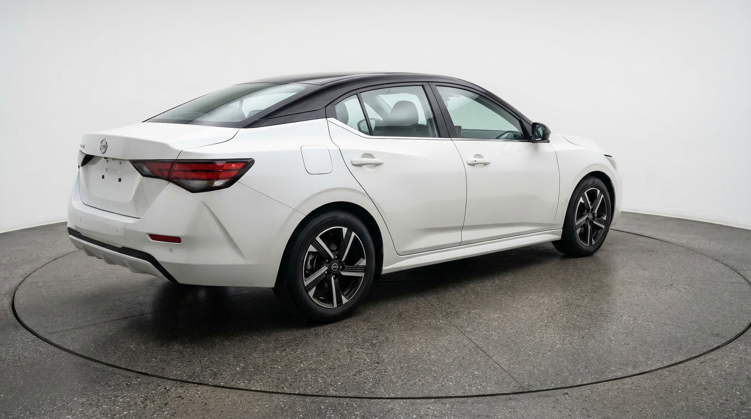 Thumbnail: 2025 Nissan Sentra - 9