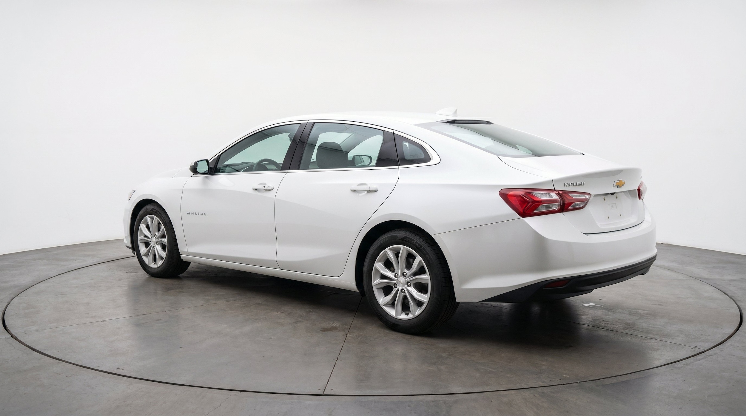 Thumbnail: 2024 Chevrolet Malibu - 6