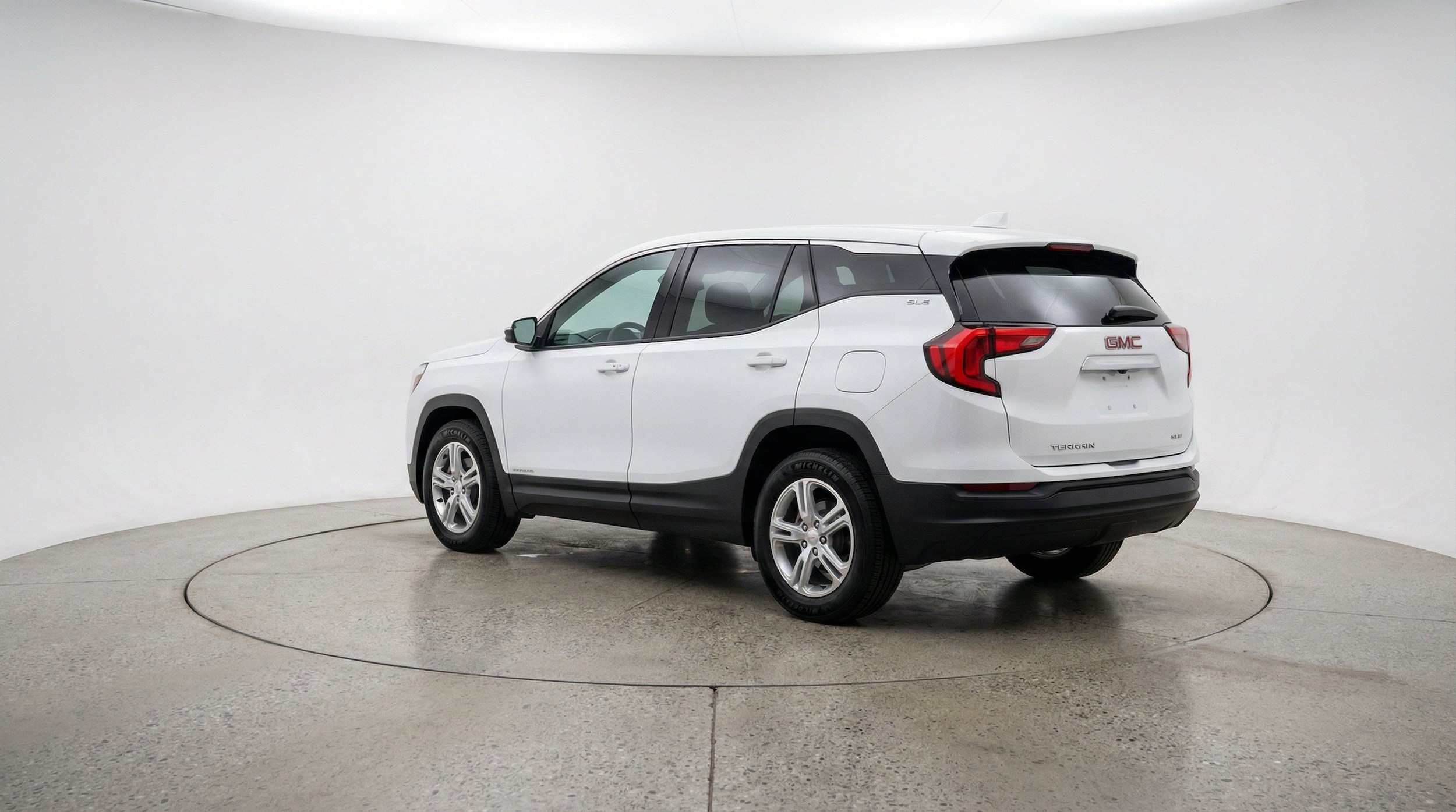 2024 GMC Terrain SLE - Photo 6