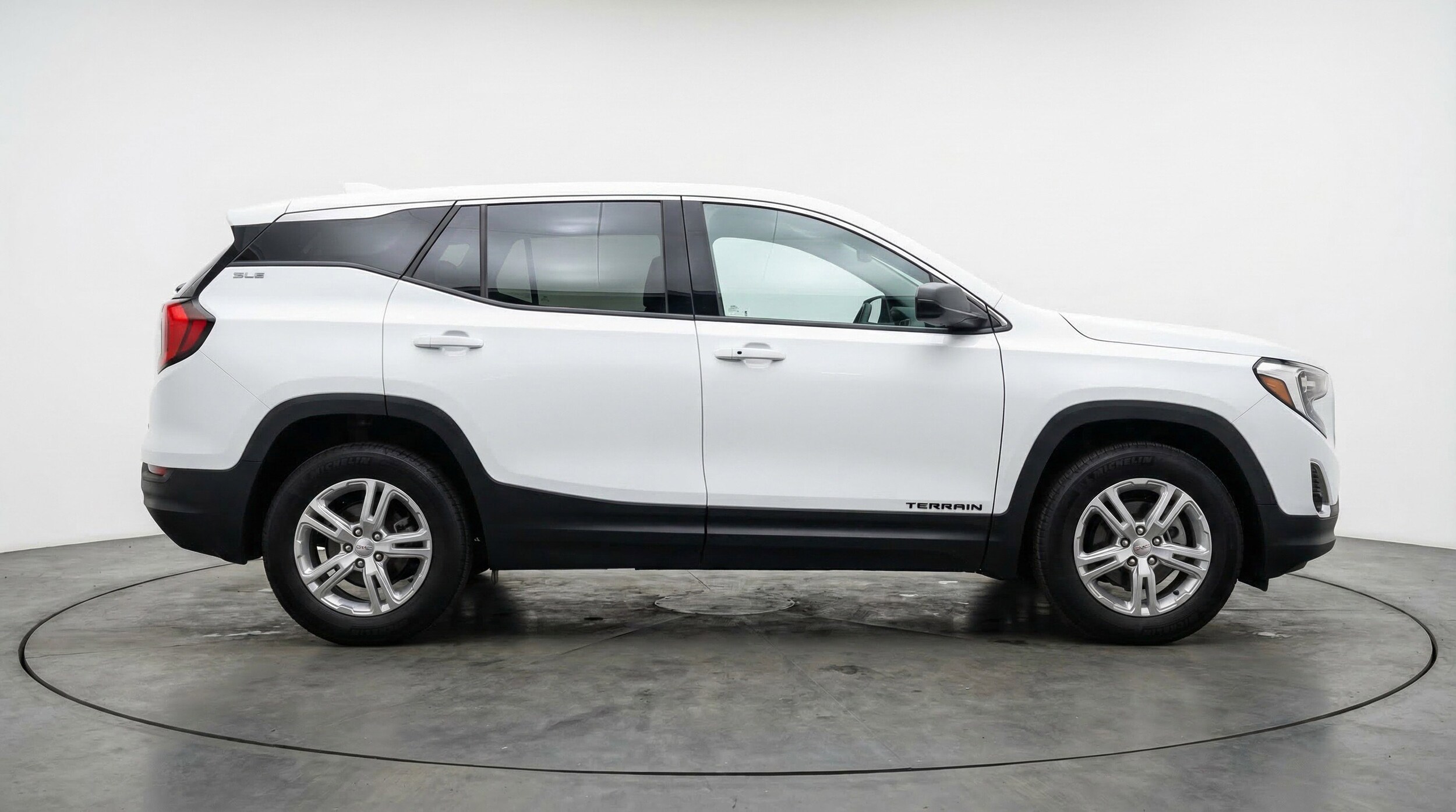 Thumbnail: 2024 GMC Terrain - 11