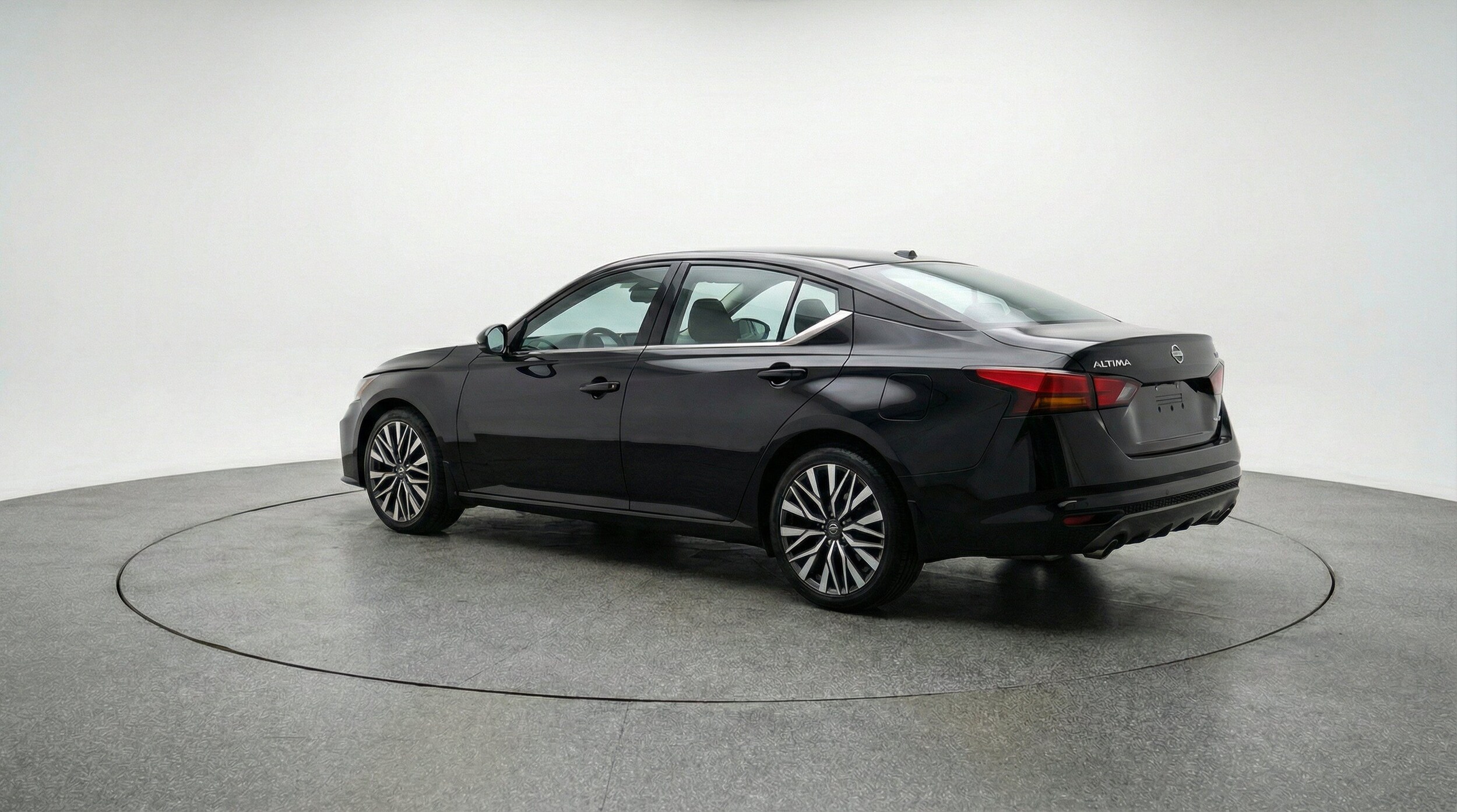 Thumbnail: 2025 Nissan Altima - 6