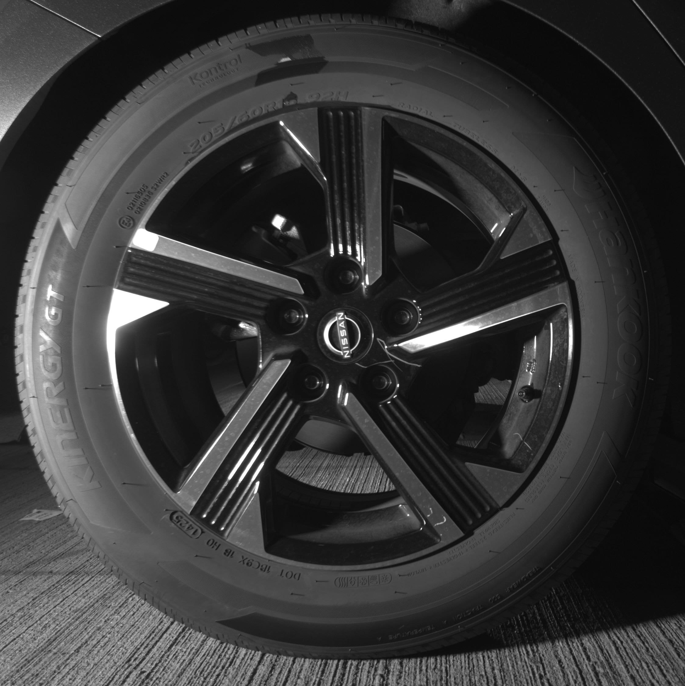 Thumbnail: 2025 Nissan Sentra - 15