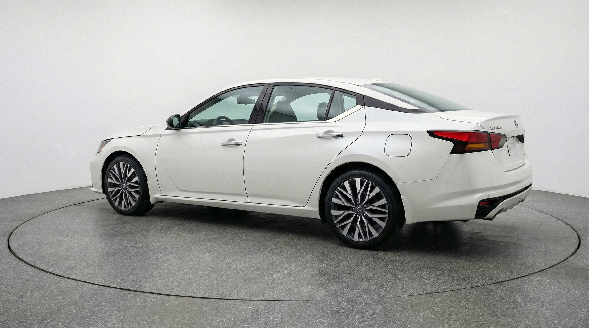 Thumbnail: 2025 Nissan Altima - 6