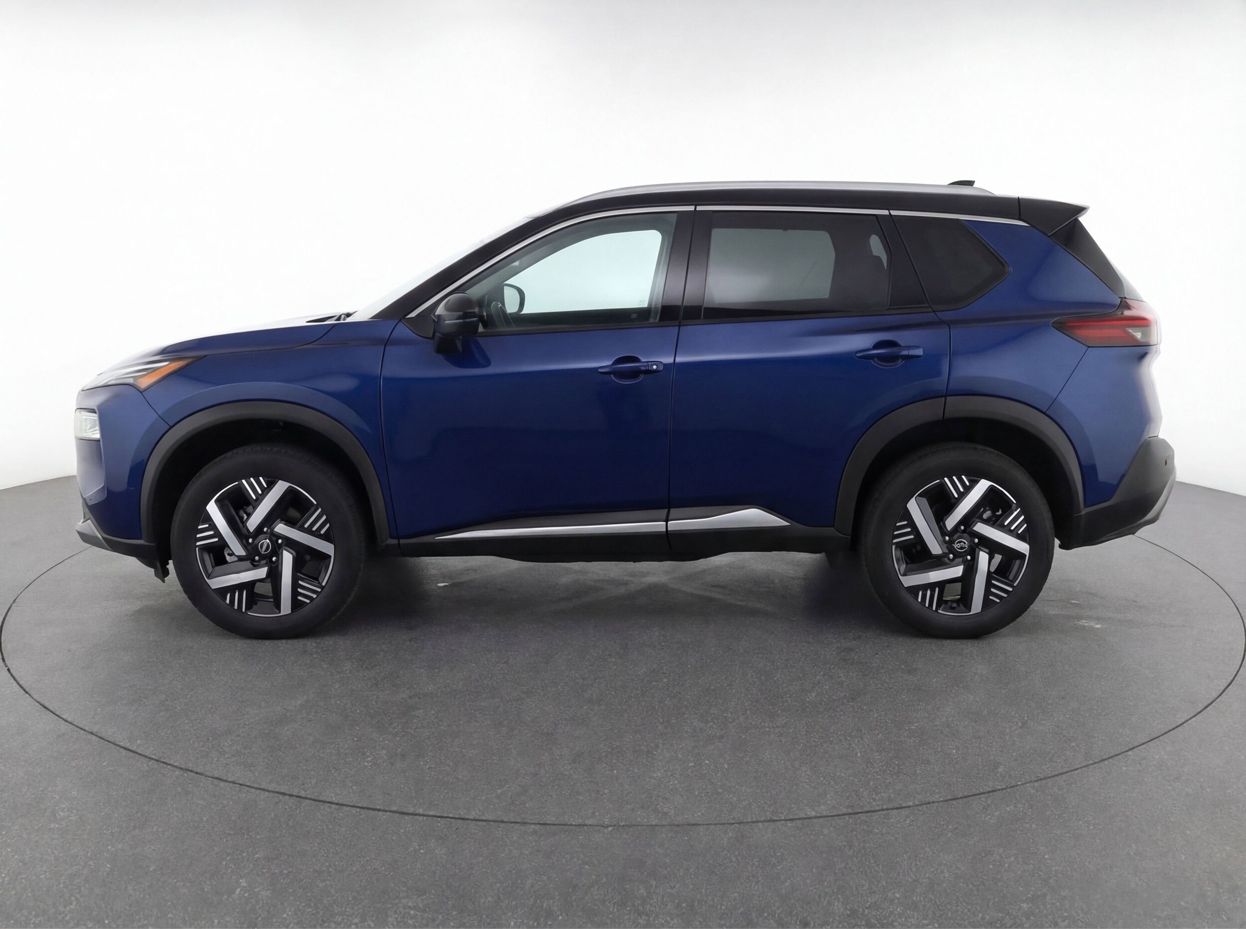 Thumbnail: 2025 Nissan Kicks - 5