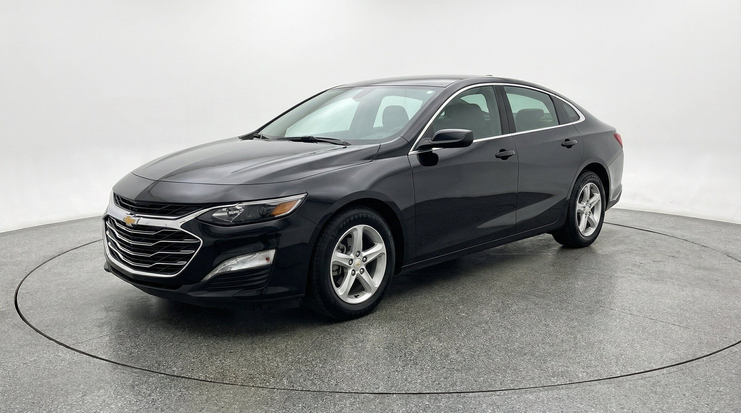 Thumbnail: 2024 Chevrolet Malibu - 3