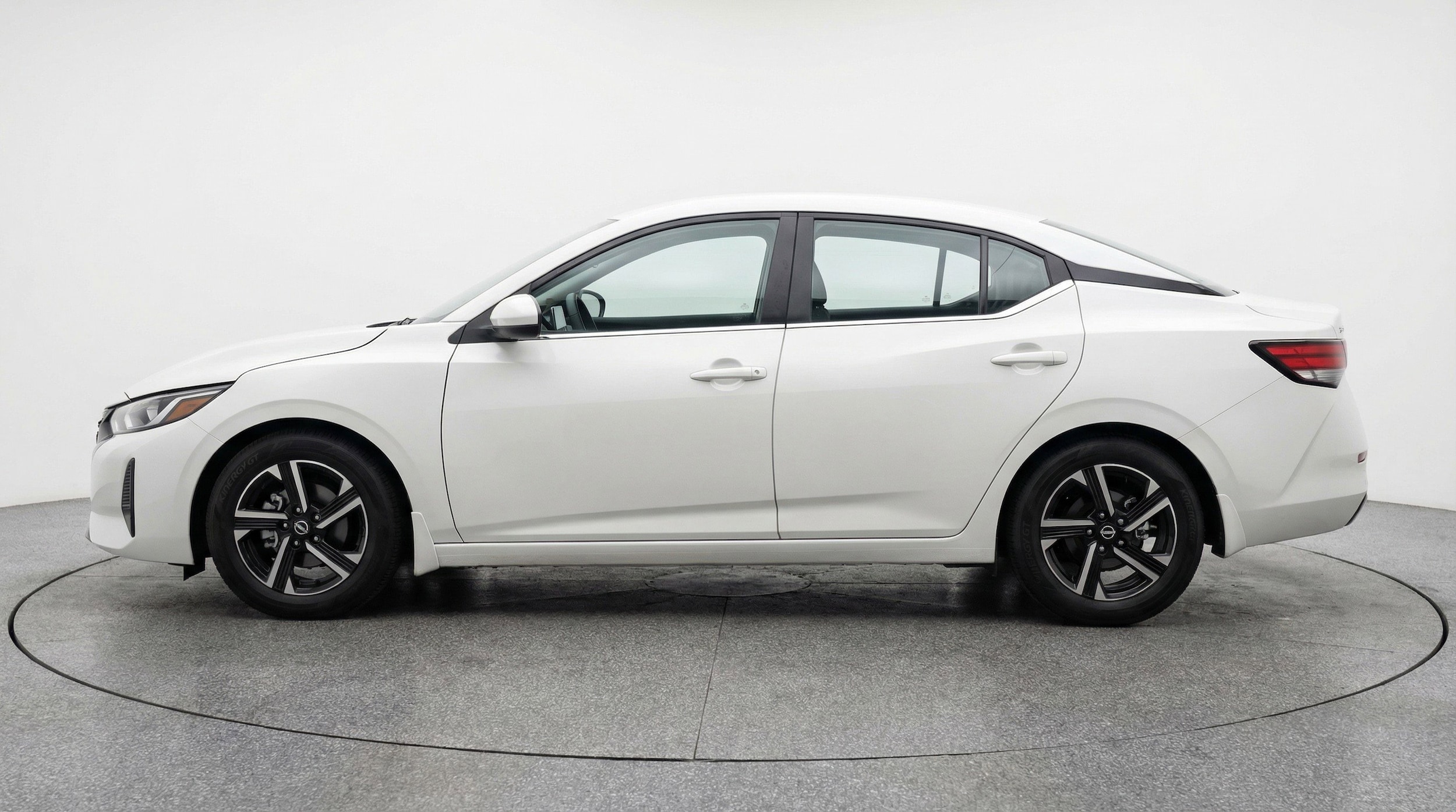 Thumbnail: 2025 Nissan Sentra - 5