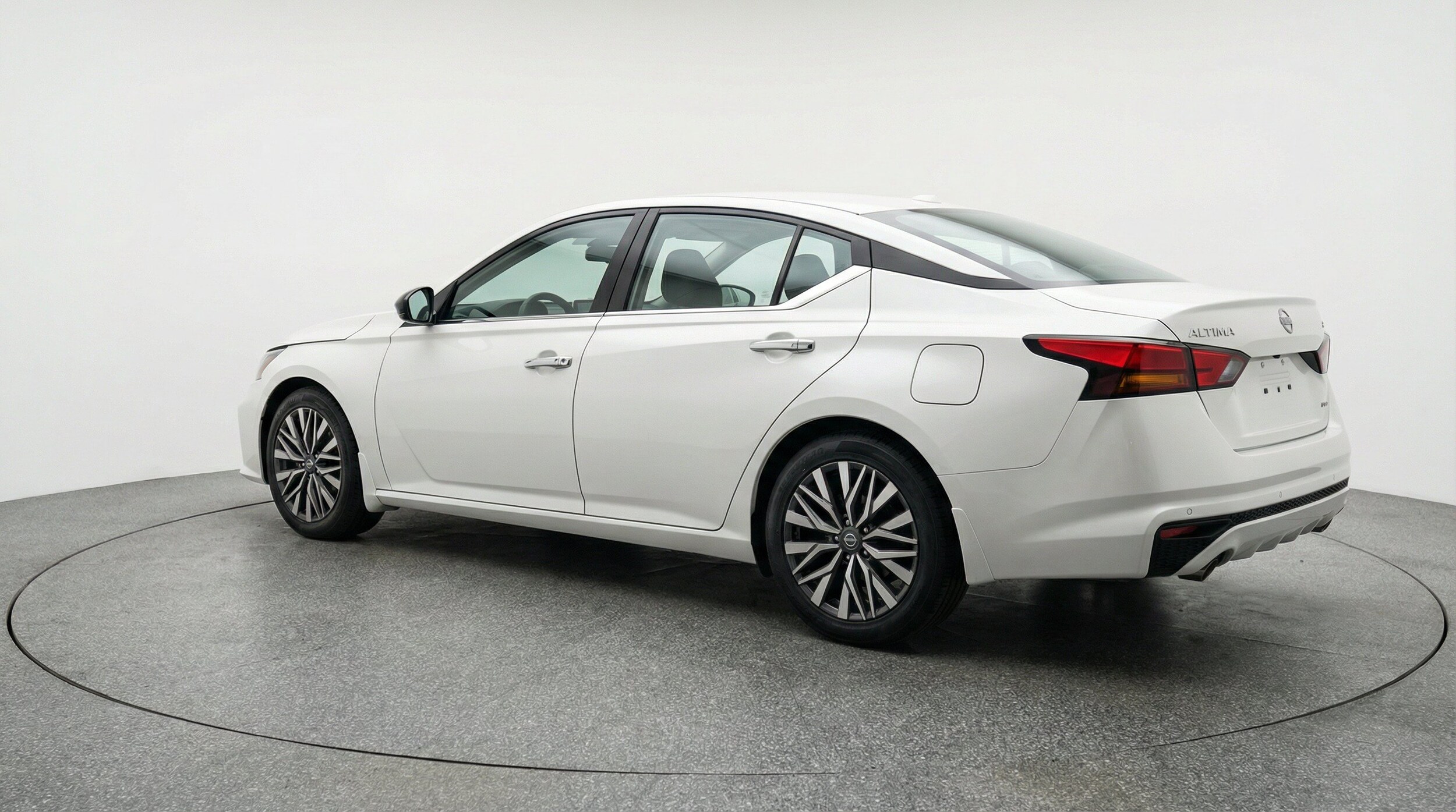 Thumbnail: 2025 Nissan Altima - 6