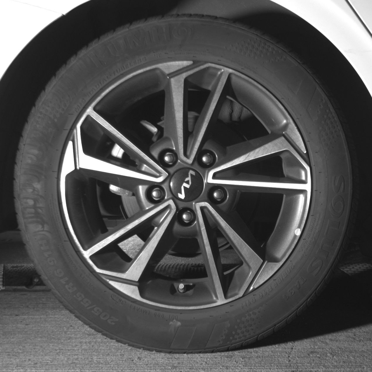 Thumbnail: 2024 Kia Forte - 20