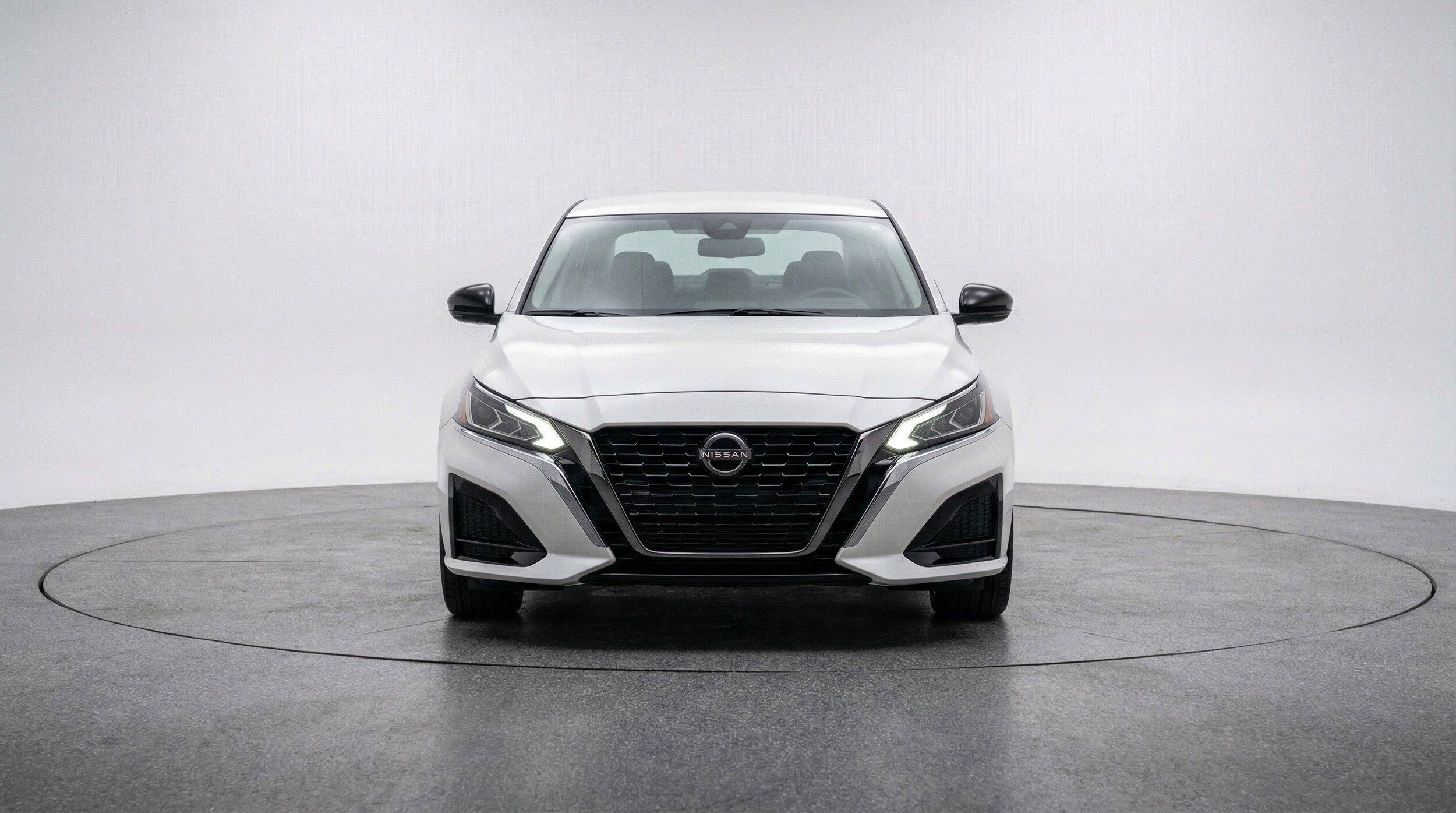 Thumbnail: 2025 Nissan Altima - 2